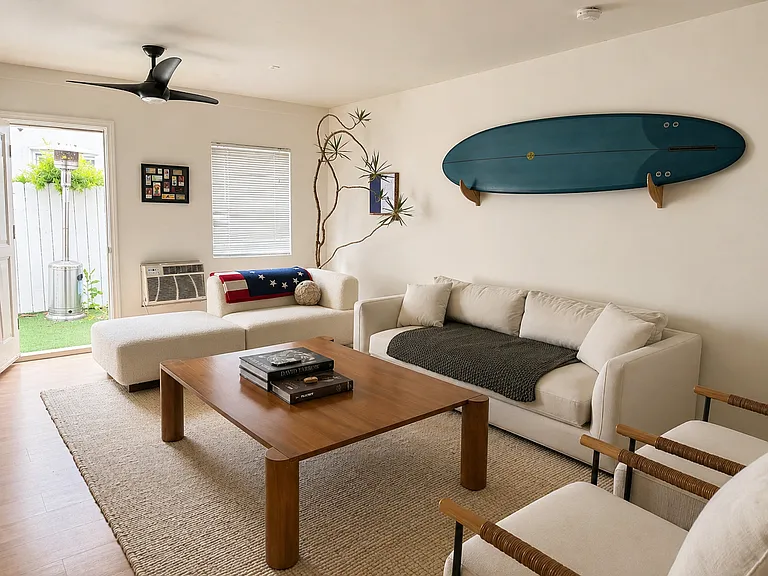 2369 Beach Ave — Photo 20