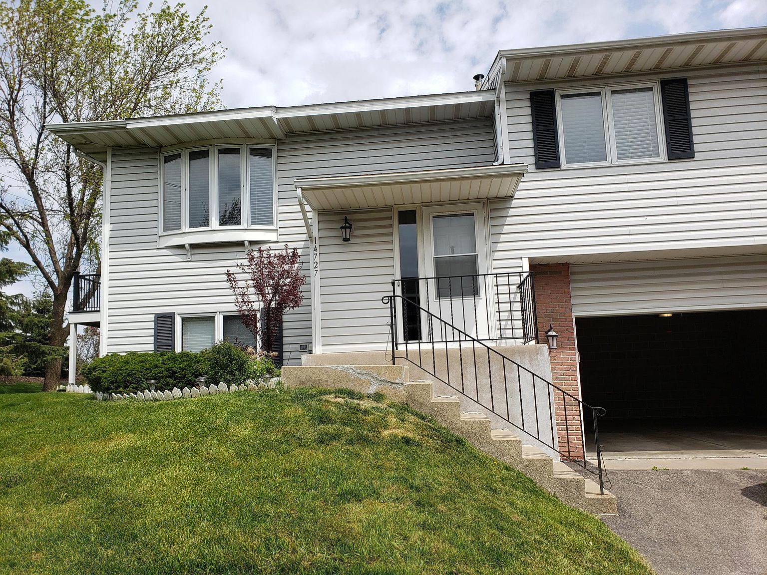 14727 Endicott Way, Apple Valley, MN 55124 Zillow