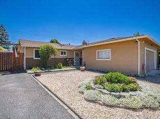 7118 Adrian Dr, Rohnert Park, CA 94928