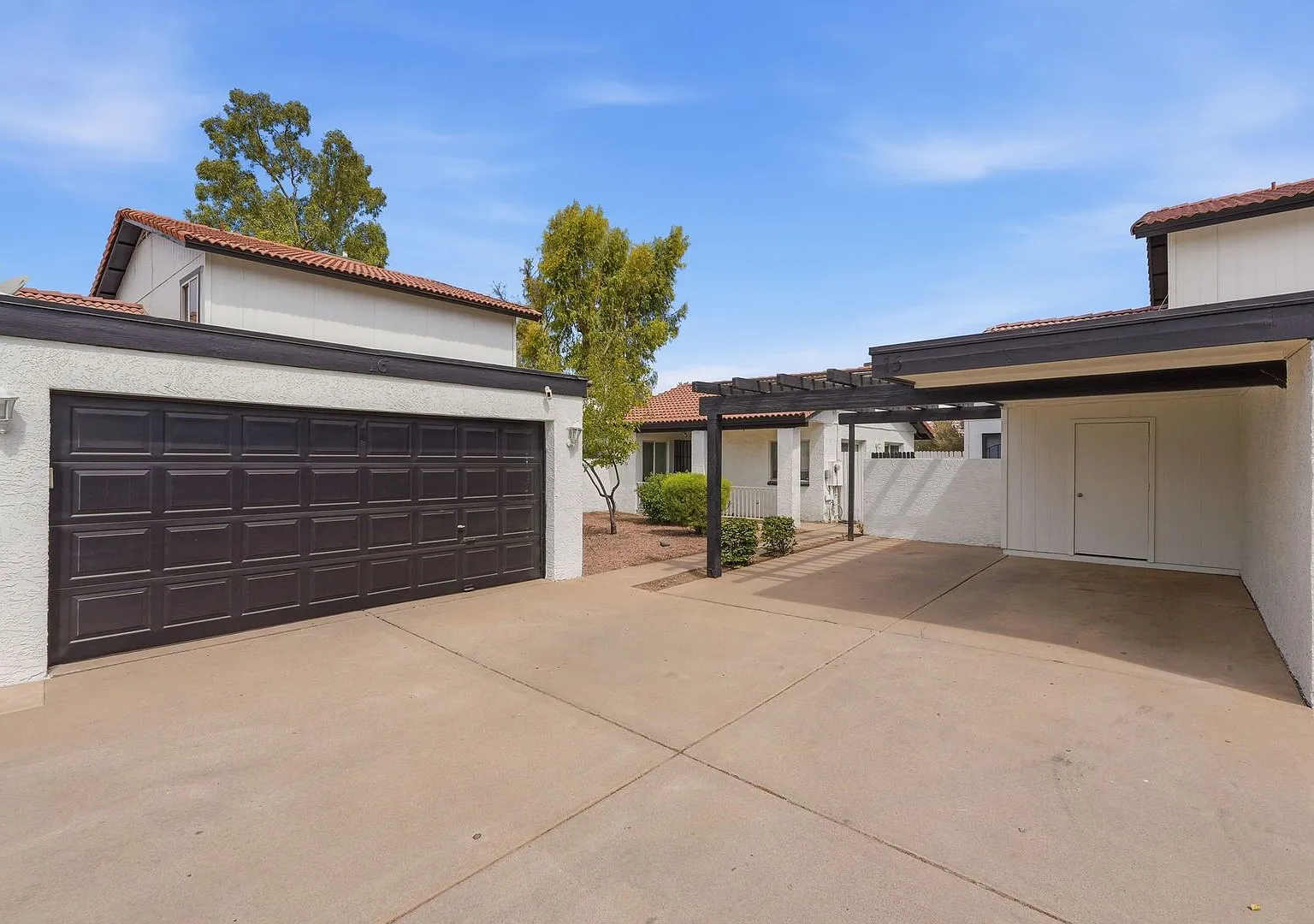 Beautiful townhome in North Phoenix central location — Photo 2