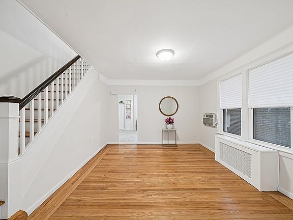 4th image of 119-41 27th Ave #1