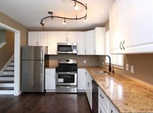 3022 Golden Valley Rd, Golden Valley, MN 55422