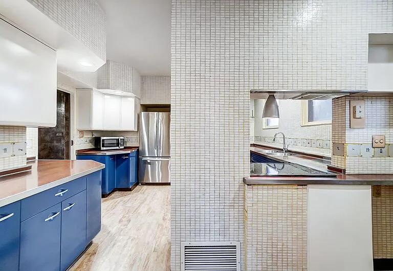 2881 Observatory Ave #2 — Photo 29