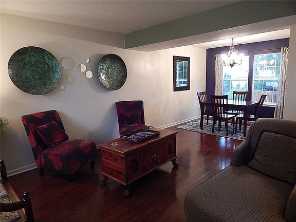 3rd image of 6026 Petersburg Pkwy