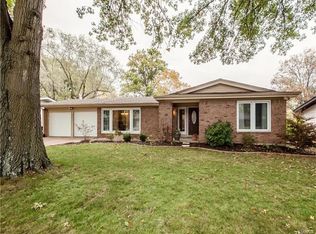 9231 Eddie And Park Rd, Saint Louis, MO 63126