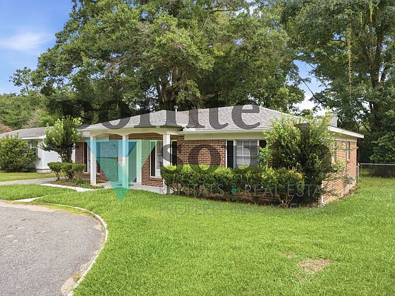 4th image of 509 Gayfer Ave