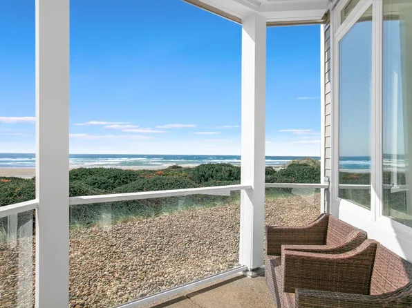 5852 SW Cupola Dr, South Beach, OR 97366