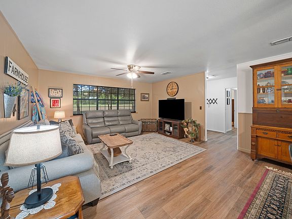4th image of 707 Ovilla Rd APT A