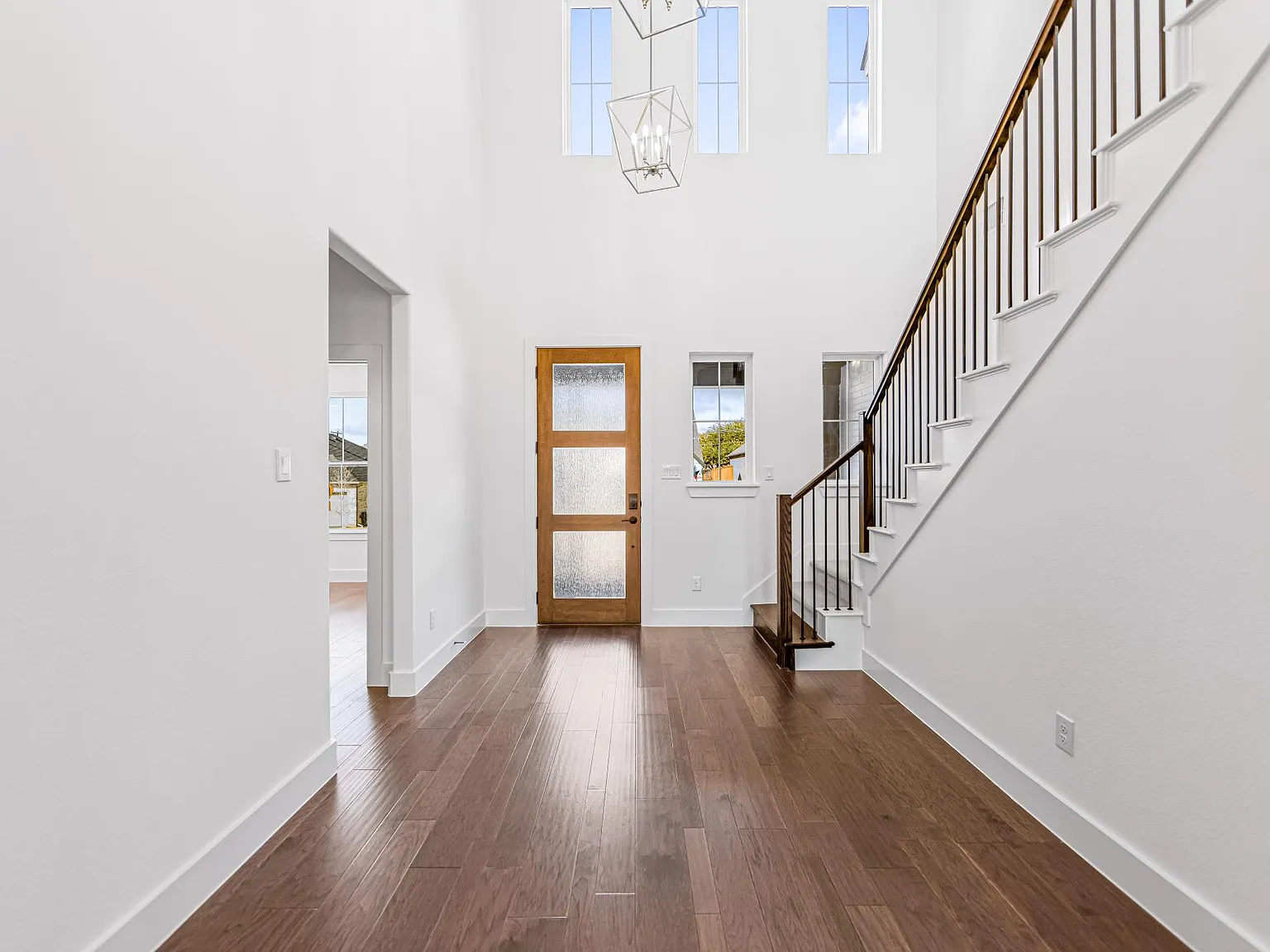 7129 Saginaw Blvd — Photo 3