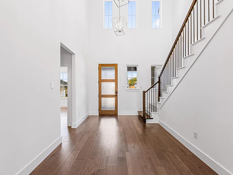 7129 Saginaw Blvd — Photo 3