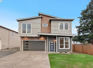 3906 SW Baird St, Portland, OR 97219