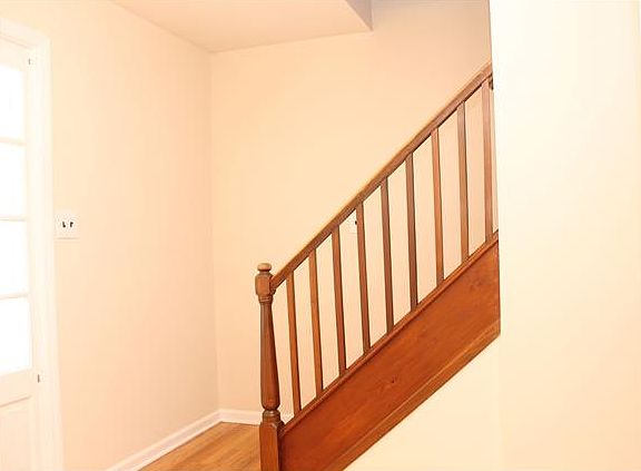 Entryway with staircase