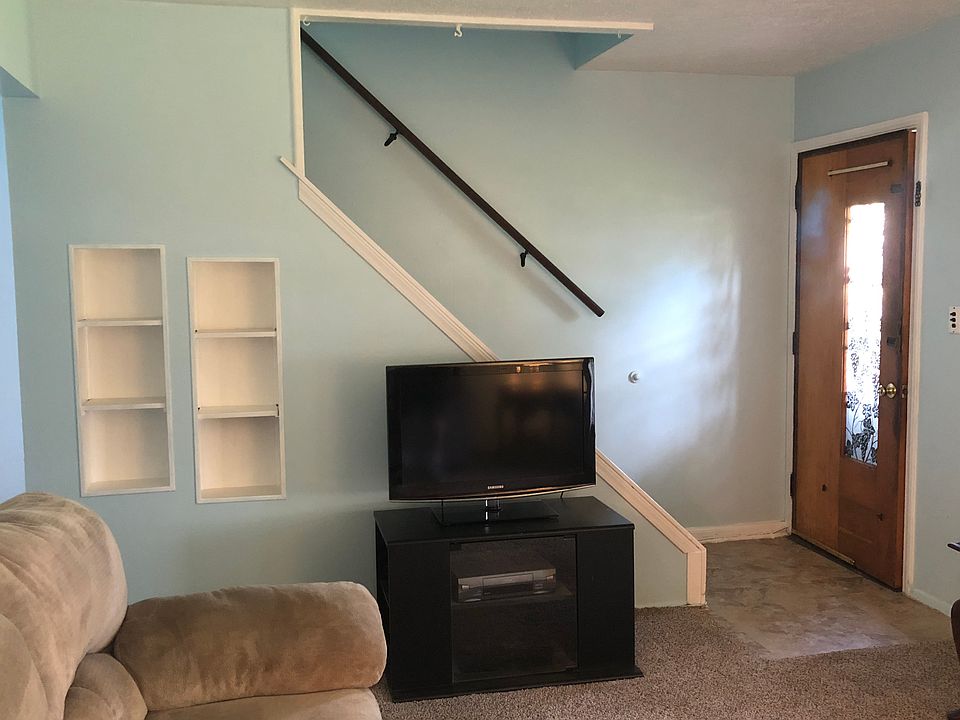 1st image of 26521 Drakefield Ave
