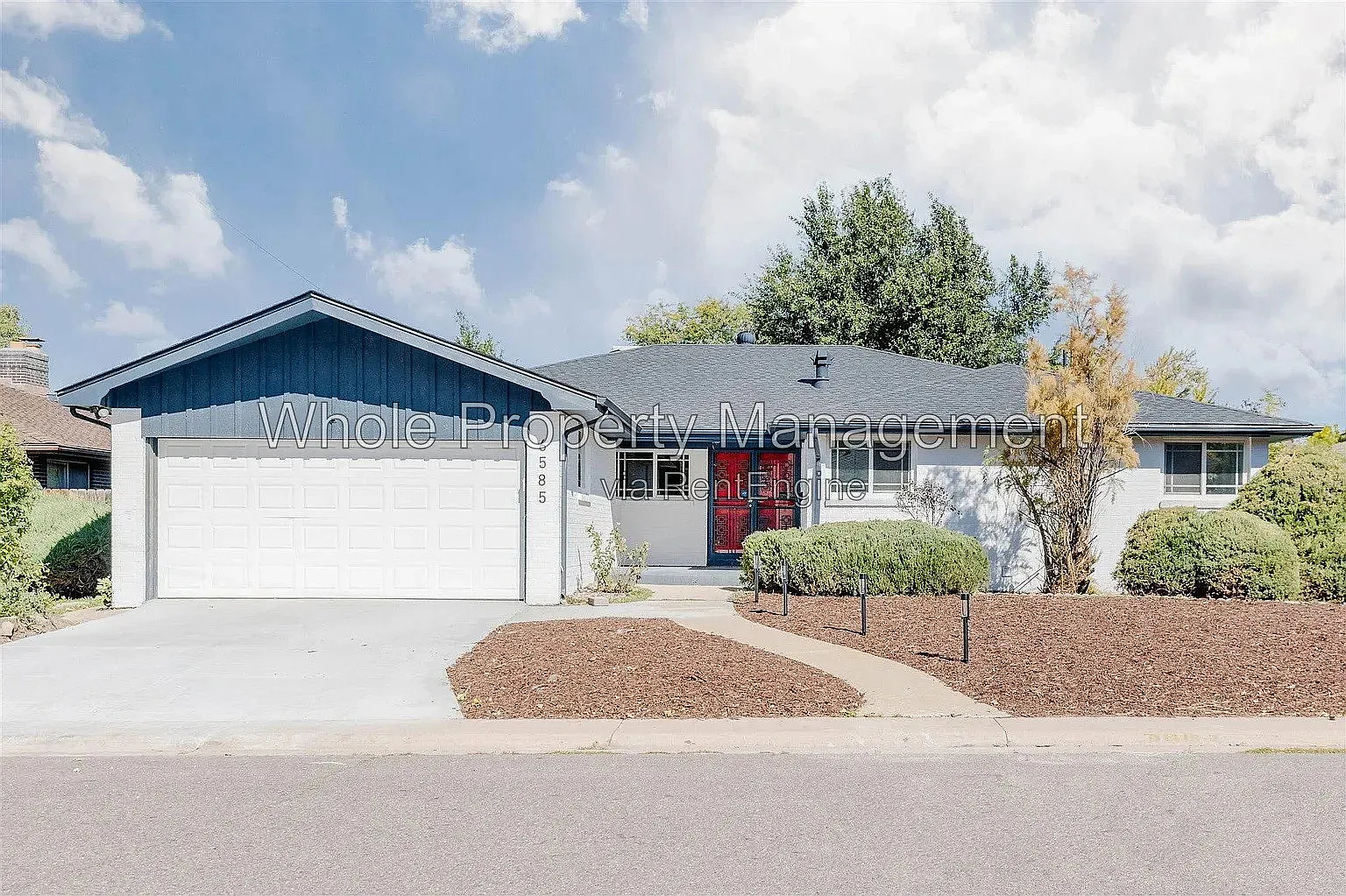 4 bed, 4.0 bath, 3465 sqft, $3,999 — Photo 2