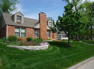 445 Longview Blvd, Saint Louis, MO 63122
