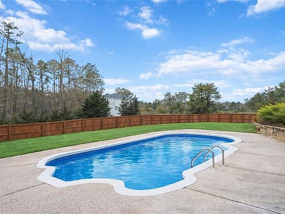 2nd image of 309 Rambling Ct