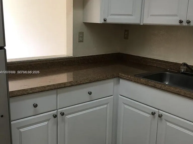 10900 SW 104th St #210 — Photo 7