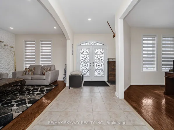 104 Whitwell Dr, Brampton, ON L6P 1L2