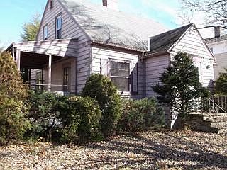 2nd image of 114 Maple Ave