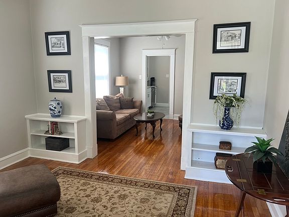 2nd image of 2529 Irisdale Ave