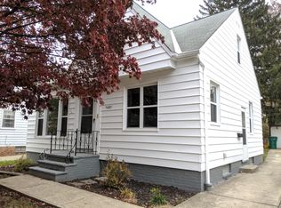 5489 Thomas St, Maple Heights, OH
