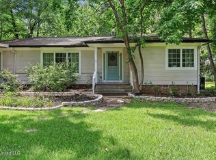 105 McRee Dr, Clinton, MS 39056