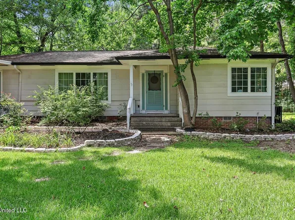 105 McRee Dr, Clinton, MS 39056