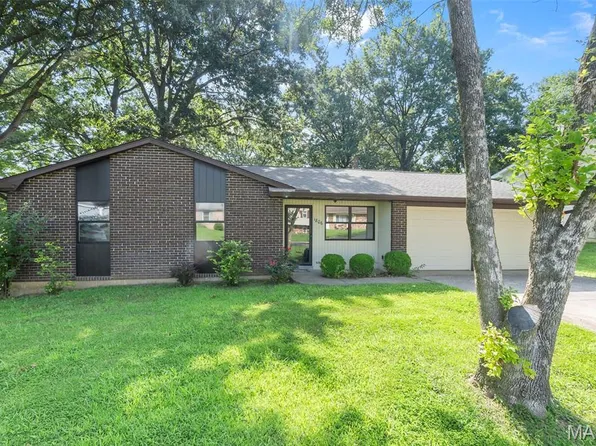 1806 Grandview Dr, Cape Girardeau, MO 63701