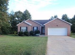 1977 Summerfield Cir, Conover, NC 28613