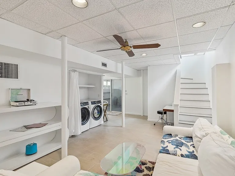 323 Marine Blvd — Photo 22