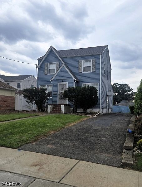 1st image of 450 Marlboro Rd
