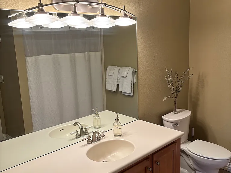 2700 E Cherry Creek South Dr #202 — Photo 10