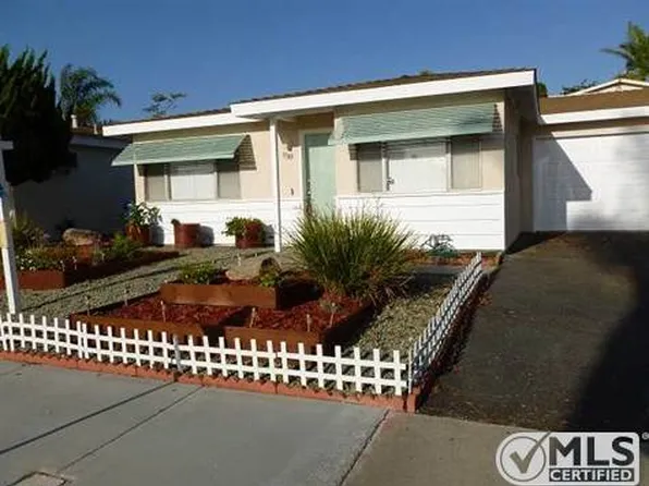 3180 Coral Dr, Oceanside, CA 92056