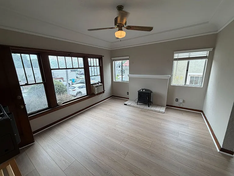 3818 Arizona Street — Photo 3
