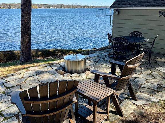 3rd image of 21446 Beach Rd