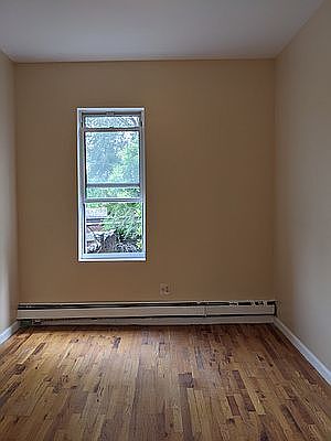 5th image of 284 Boerum St #2A