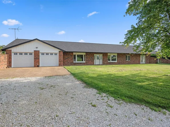 1149 Cave Farm Rd, Troy, MO 63379