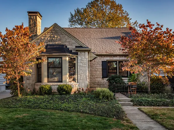 4306 Briarwood Rd, Saint Matthews, KY 40207