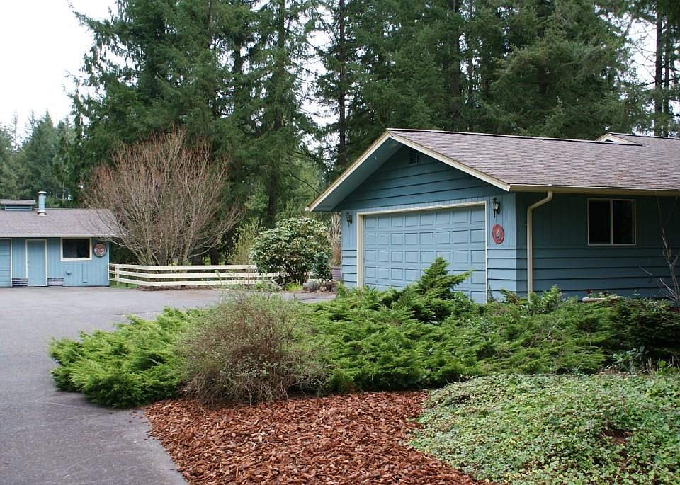 1st image of 3824 107th Ave SW