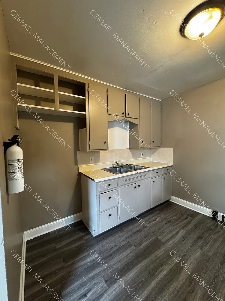 3809 Brown St. — Photo 4