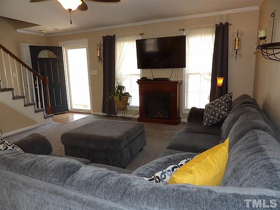 4th image of 3016 Poplar Dr