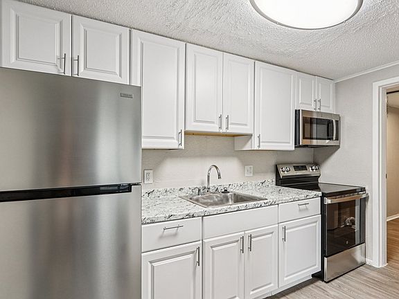 4th image of 6090 Terry Rd #3-303