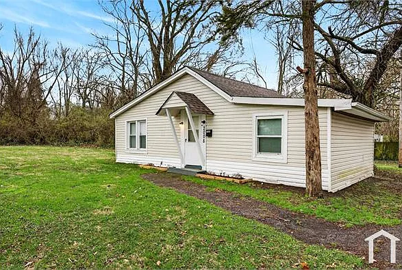 3 bed, $1,345 — Photo 3