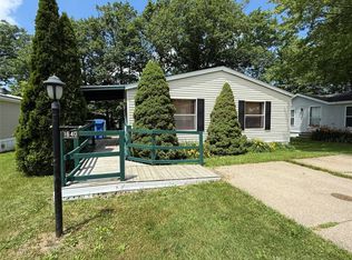 1640 Edgewood Dr, Erie, PA 16509