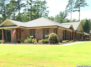 2528 Chapel Hill Rd SW, Decatur, AL 35603