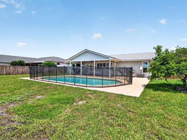 756 SW Ancona Rd, Port Saint Lucie, FL 34953