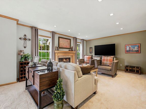 2nd image of 5267 Silver Maple Cir