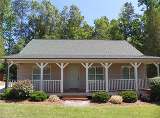 175 J Bar D Ln, High Point, NC 27265