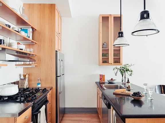 4th image of 164 Atlantic Ave APT 2F