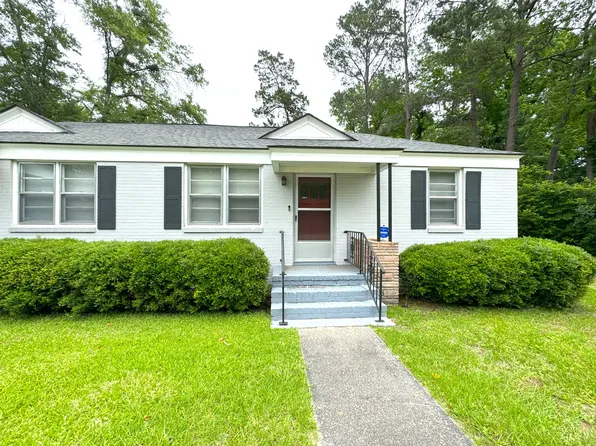 121 N Guignard Dr, Sumter, SC 29150